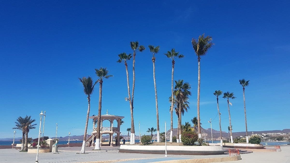 Lugares turísticos de Baja California Sur, Malecón de la paz